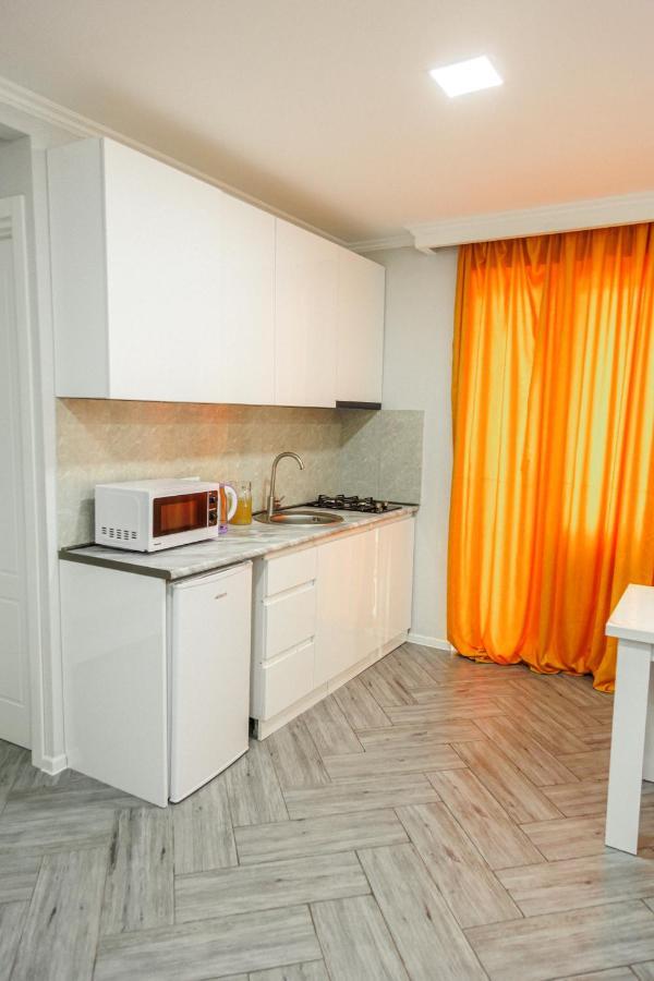 Apartment "B" With A Separate Bedroom Tbilisi Exterior foto