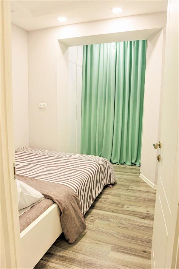 Apartment "B" With A Separate Bedroom Tbilisi Exterior foto